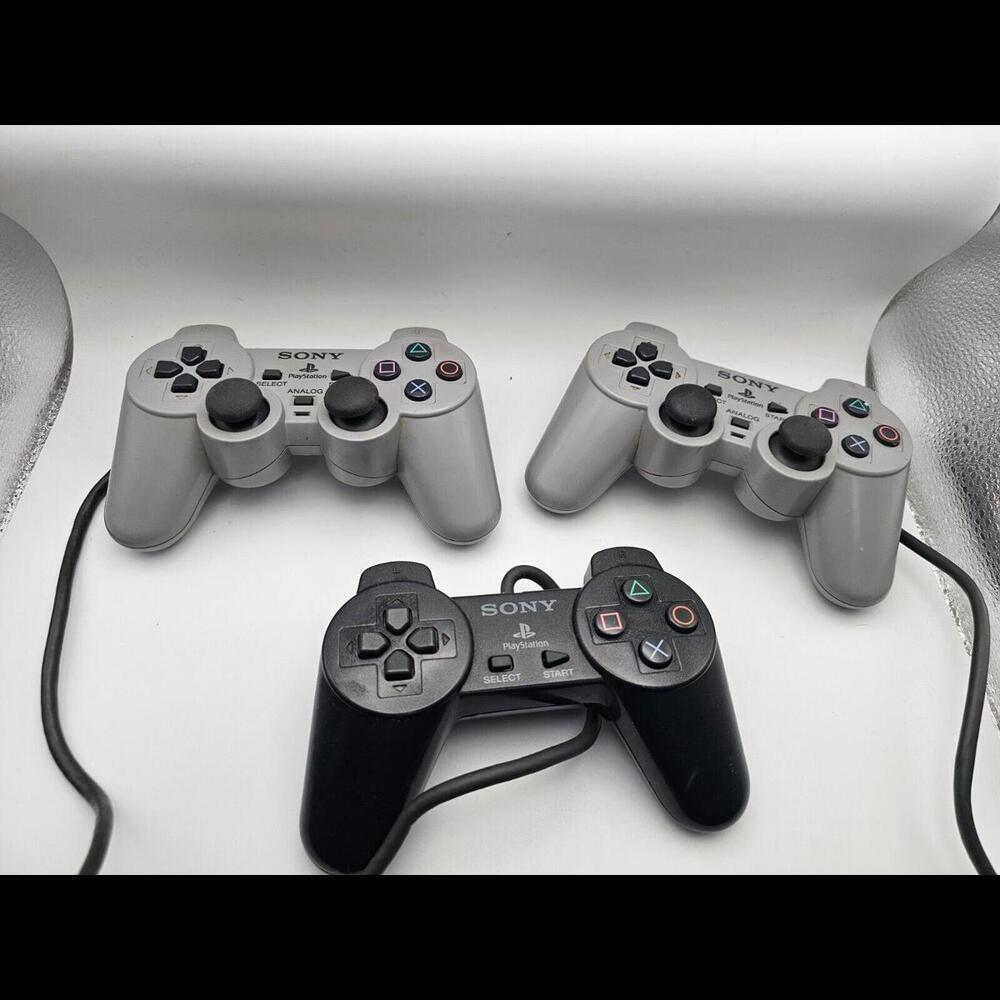 USED Sony PlayStation 2 PS2 DualShock 2 Wired Controller SCPH-10010